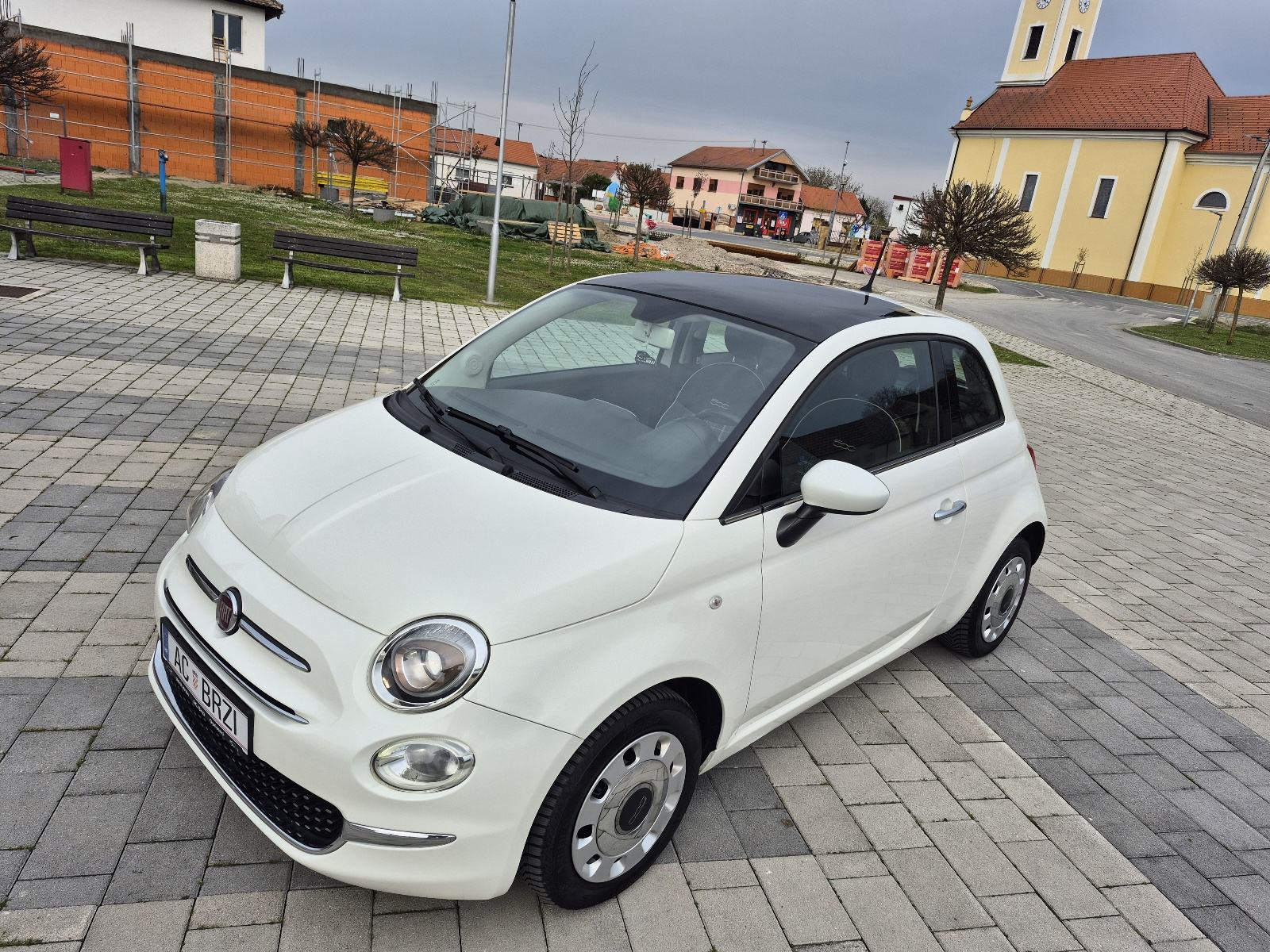 Fiat 500 1,2 Benzin,Klima,panorama, nap.veliki servis,Servisna, fotografija 13