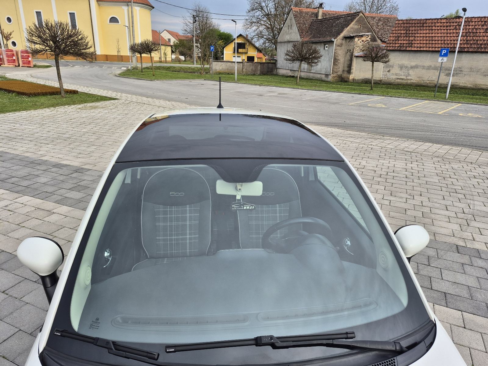 Fiat 500 1,2 Benzin,Klima,panorama, nap.veliki servis,Servisna, fotografija 16