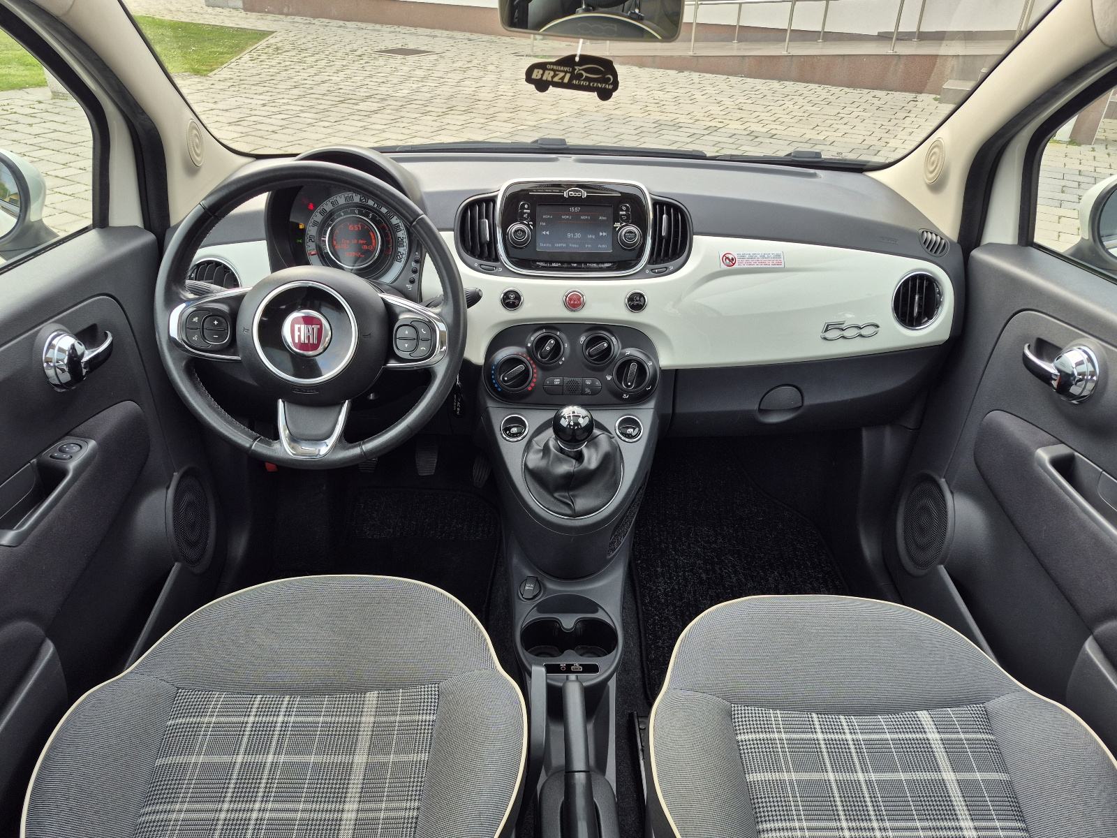 Fiat 500 1,2 Benzin,Klima,panorama, nap.veliki servis,Servisna, fotografija 20
