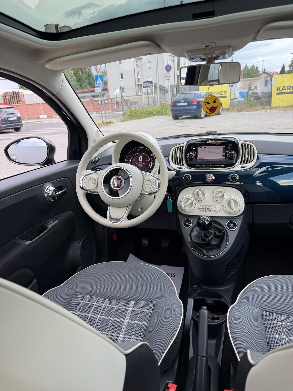 Fiat 500 1,3 MJet LOUNGE-MALI SERVIS-POTVRDA KM/JAMSTVO-PANORAMA-NAVI, fotografija 17