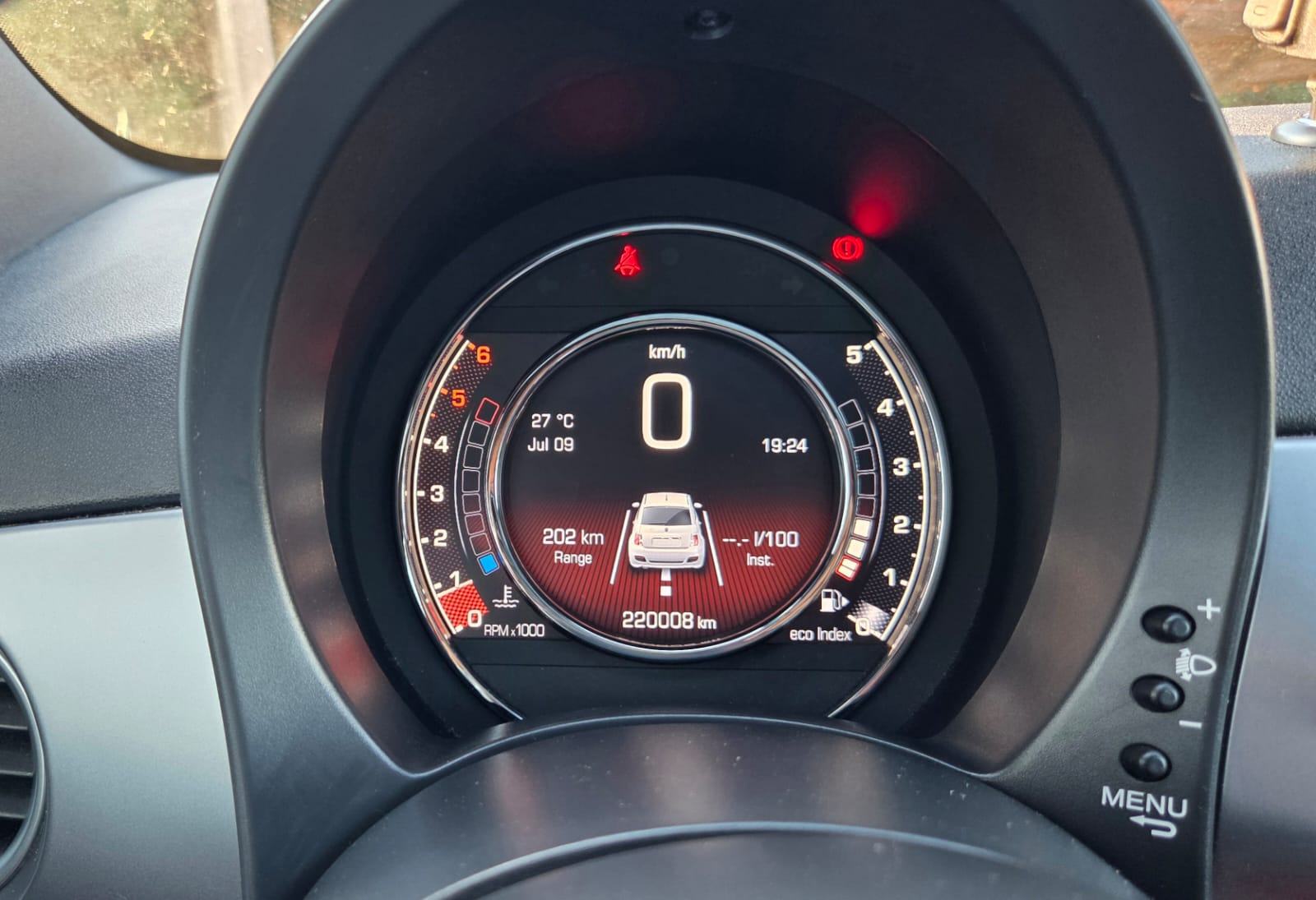 Fiat 500 1,3 Mjt 16V Sport, fotografija 12