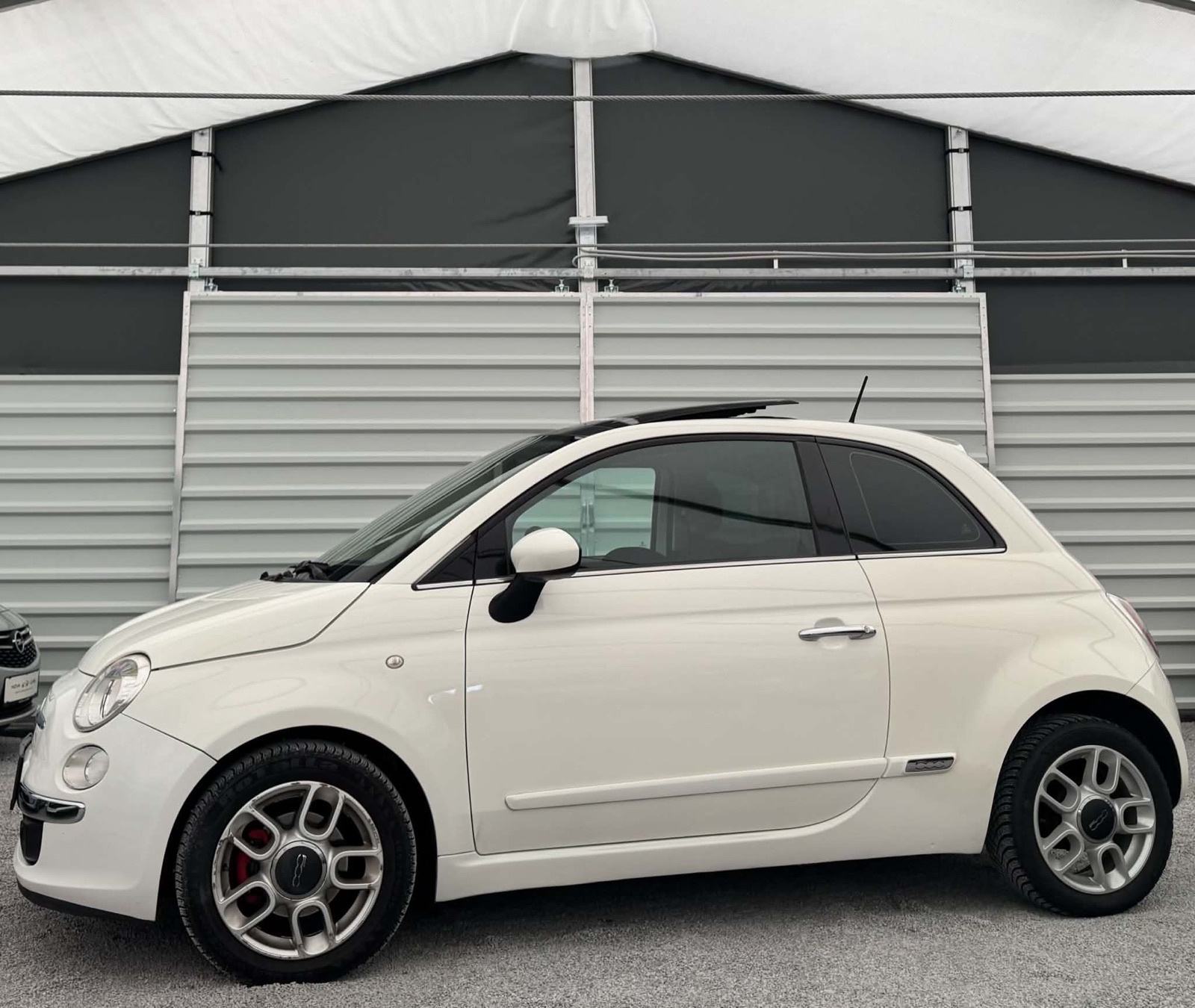 Fiat 500 1.3 MULTIJET - 1. VLASTNIK - SAMO 166.000 KM..., fotografija 3
