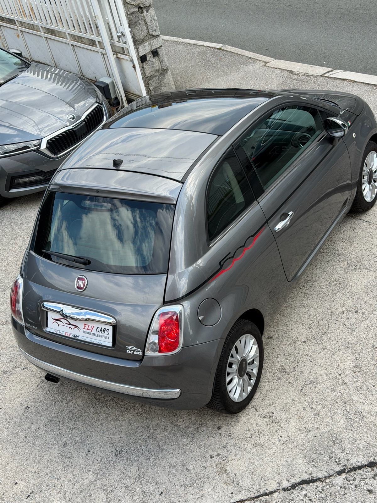 Fiat 500 500 1,2 8V automatik LOUNGE(PANORAMSKI KROV), fotografija 6