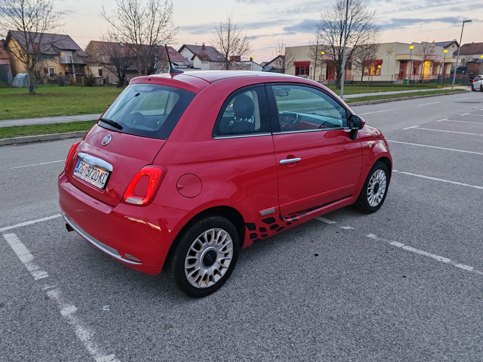 Fiat 500 500 1,2 8V Pop, 2016G. 175000 KM. KARTICE 24/36 RATA, fotografija 6