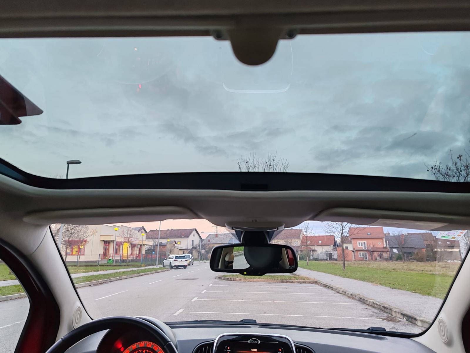 Fiat 500 500 1,2 8V Pop, 2016G. 175000 KM. KARTICE 24/36 RATA, fotografija 12