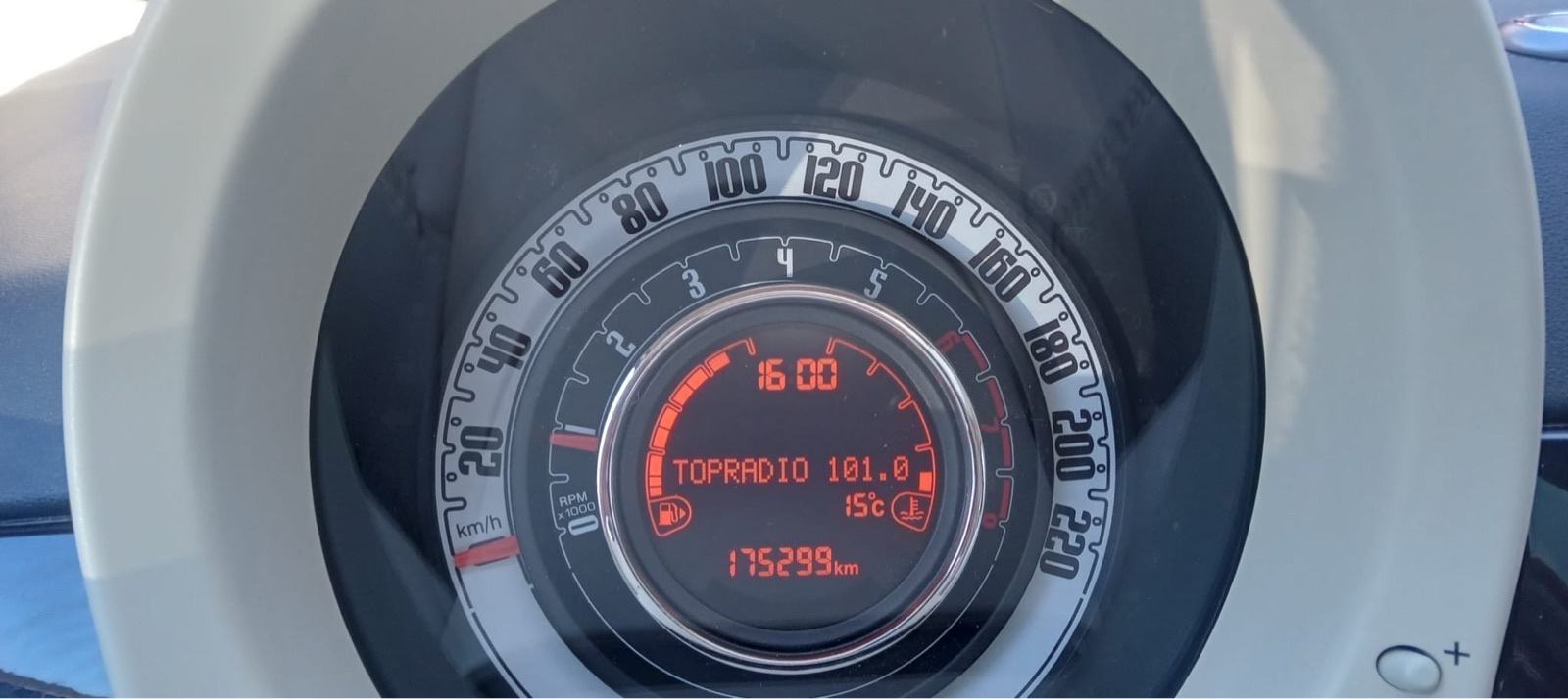 Fiat 500 500 1,2 8V VELIKI SERVIS PANORAMA, fotografija 13