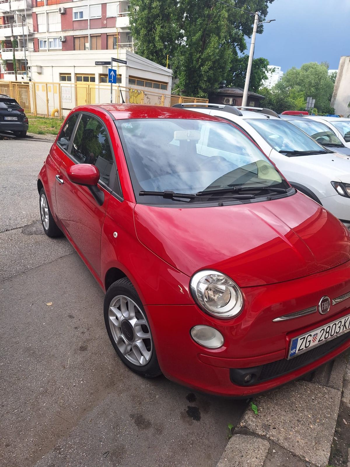 Fiat 500 1,2 8V 2011 god 154 Tkm 5500 Eur ', KARTICE / ZAMJENA, fotografija 11