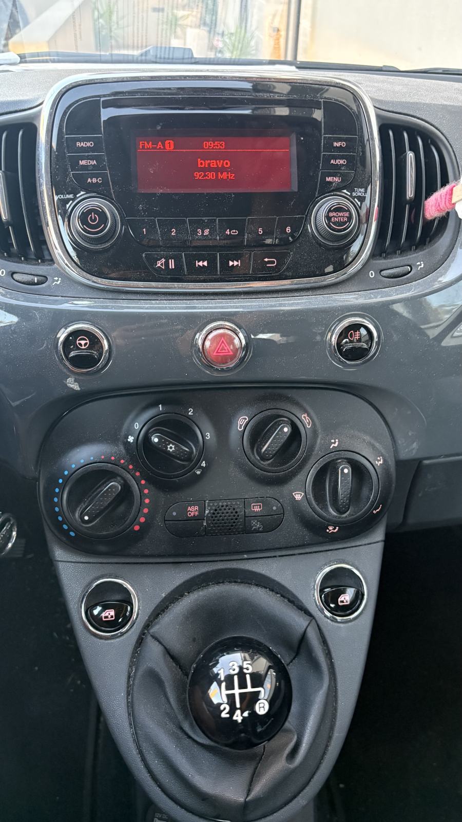 Fiat 500 500 1,2 8V servisna,reg 08/27, fotografija 13