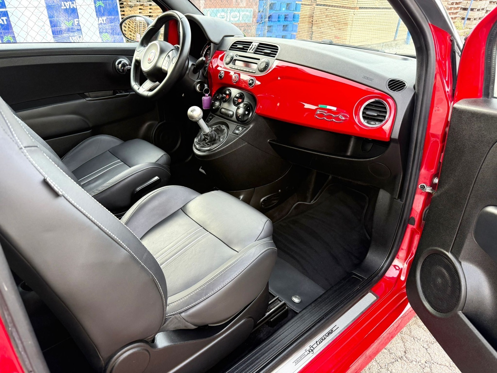 Fiat 500 Abarth 595 Turismo cabrio rosso red-nero, fotografija 17