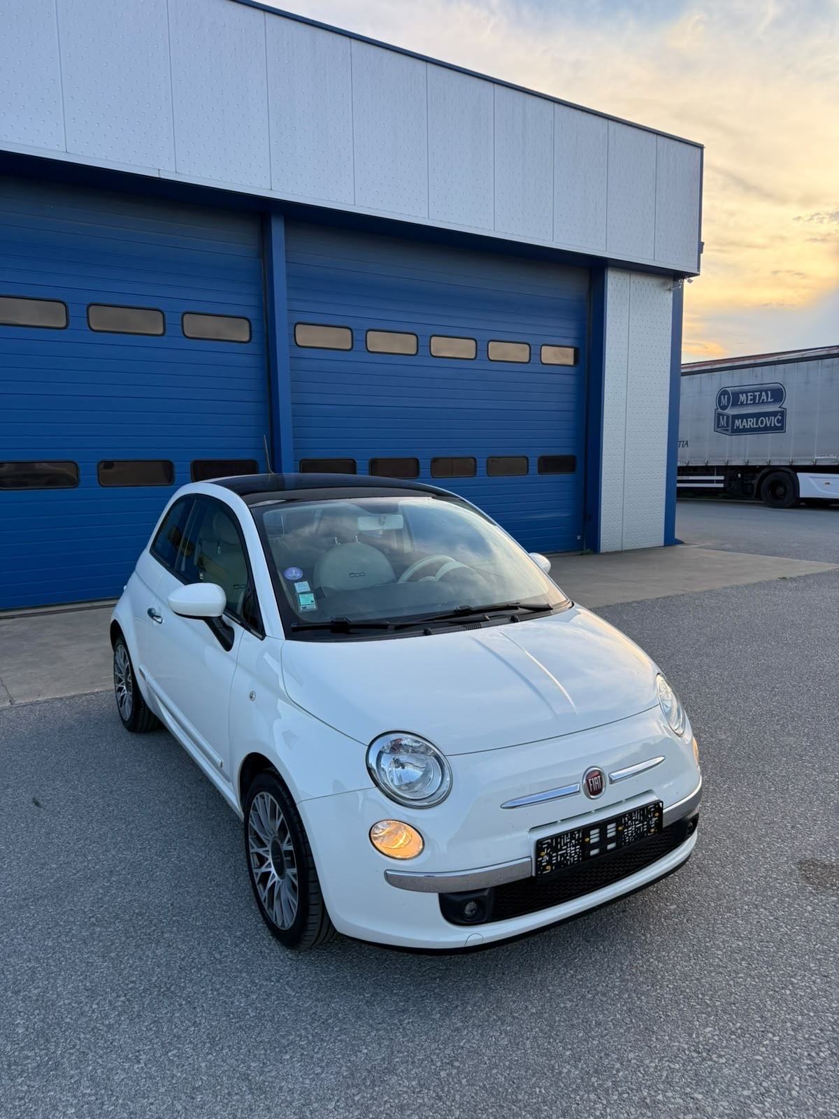 Fiat 500 benzin panorama 126tkm 2015, pogled izvana - slika 1