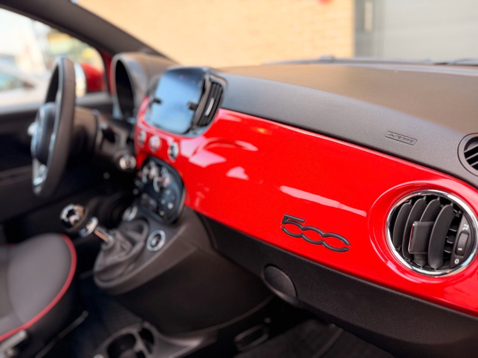 FIAT 500 CABRIO • 1.0 MYLD HIBRID • RED • 65tkm • REDIZAJN • NOVO •, fotografija 14