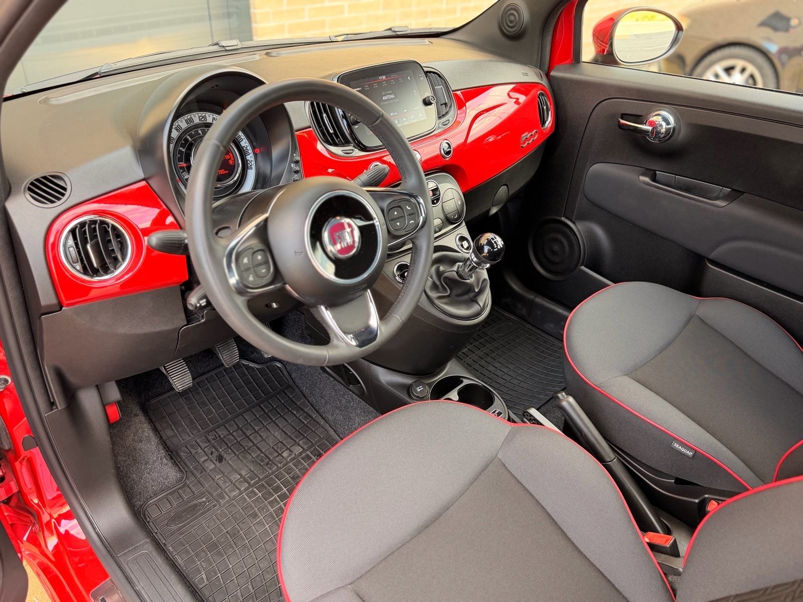 FIAT 500 CABRIO • 1.0 MYLD HIBRID • RED • 65tkm • REDIZAJN • NOVO •, fotografija 12