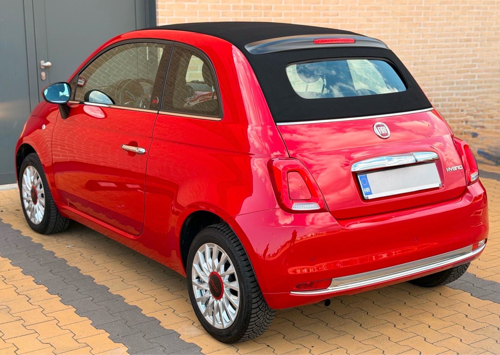 FIAT 500 CABRIO • 1.0 MYLD HIBRID • RED • 65tkm • REDIZAJN • NOVO •, fotografija 10