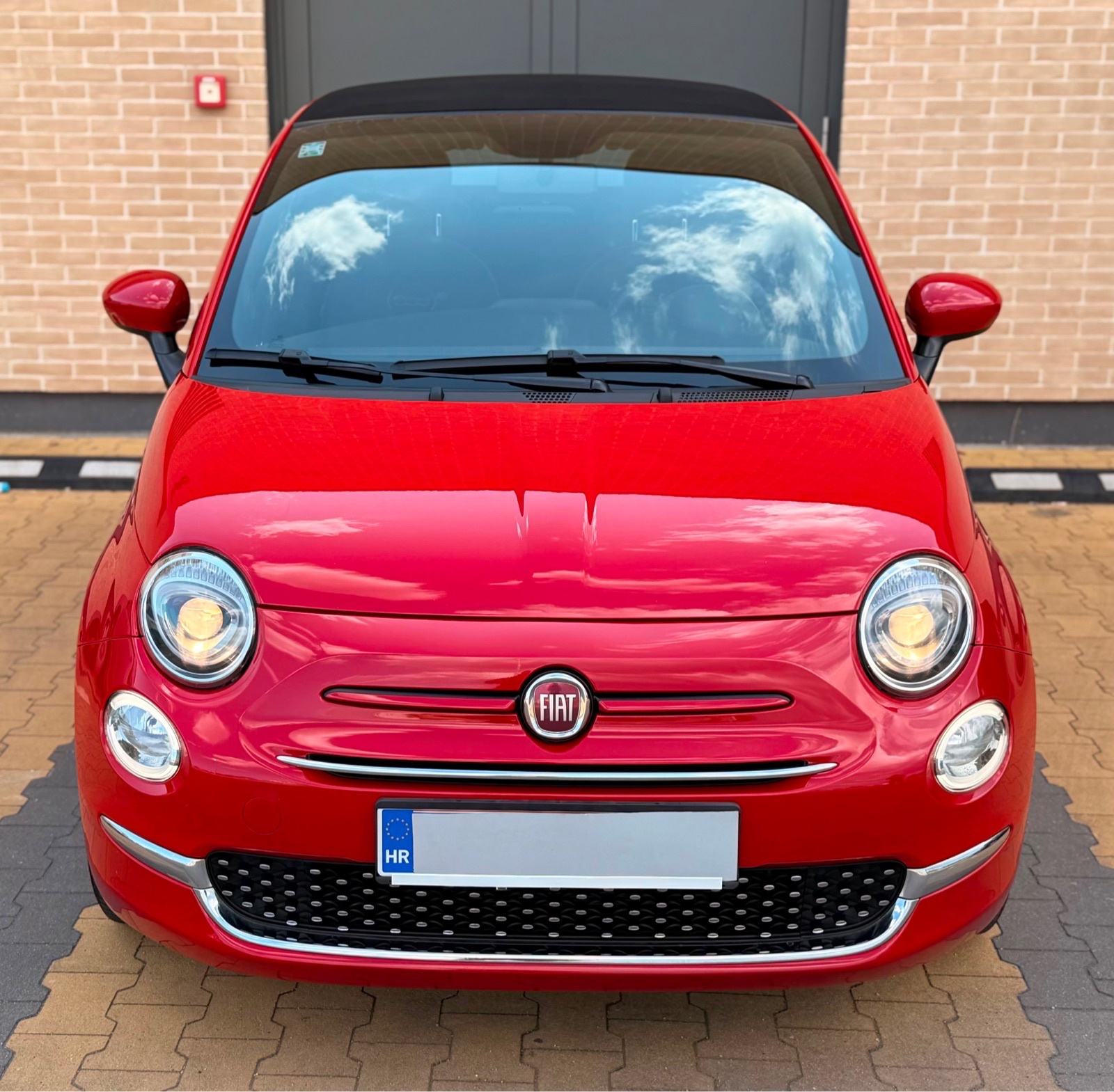 FIAT 500 CABRIO • 1.0 MYLD HIBRID • RED • 65tkm • REDIZAJN • NOVO •, fotografija 3