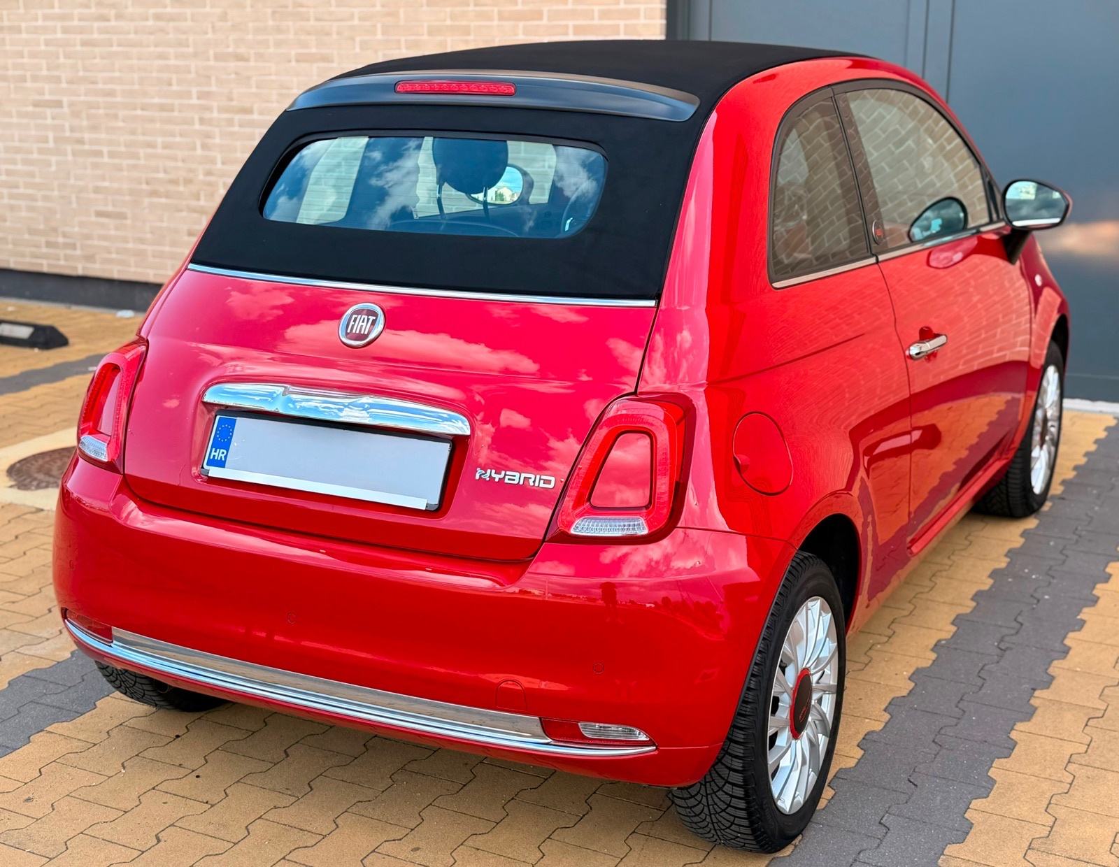 FIAT 500 CABRIO • 1.0 MYLD HIBRID • RED • 65tkm • REDIZAJN • NOVO •, fotografija 7