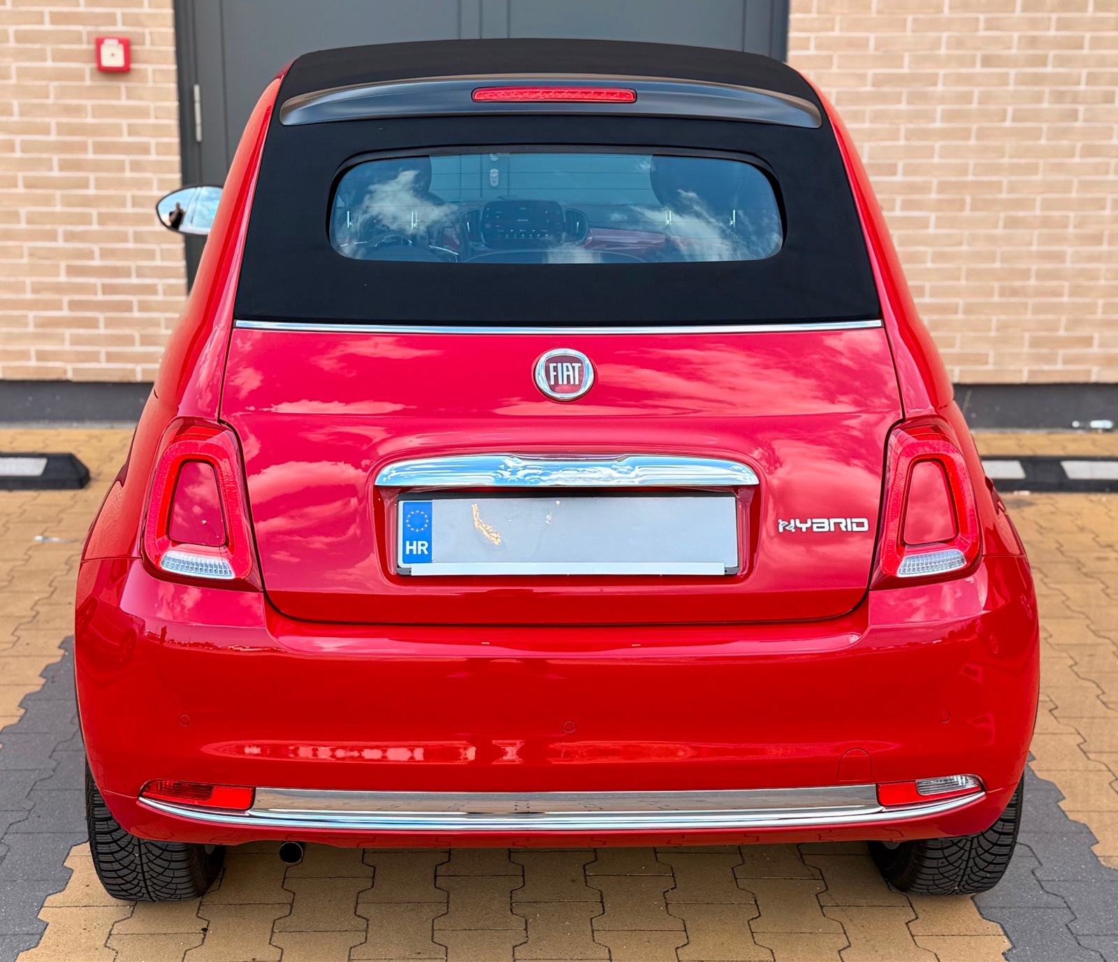 FIAT 500 CABRIO • 1.0 MYLD HIBRID • RED • 65tkm • REDIZAJN • NOVO •, fotografija 8