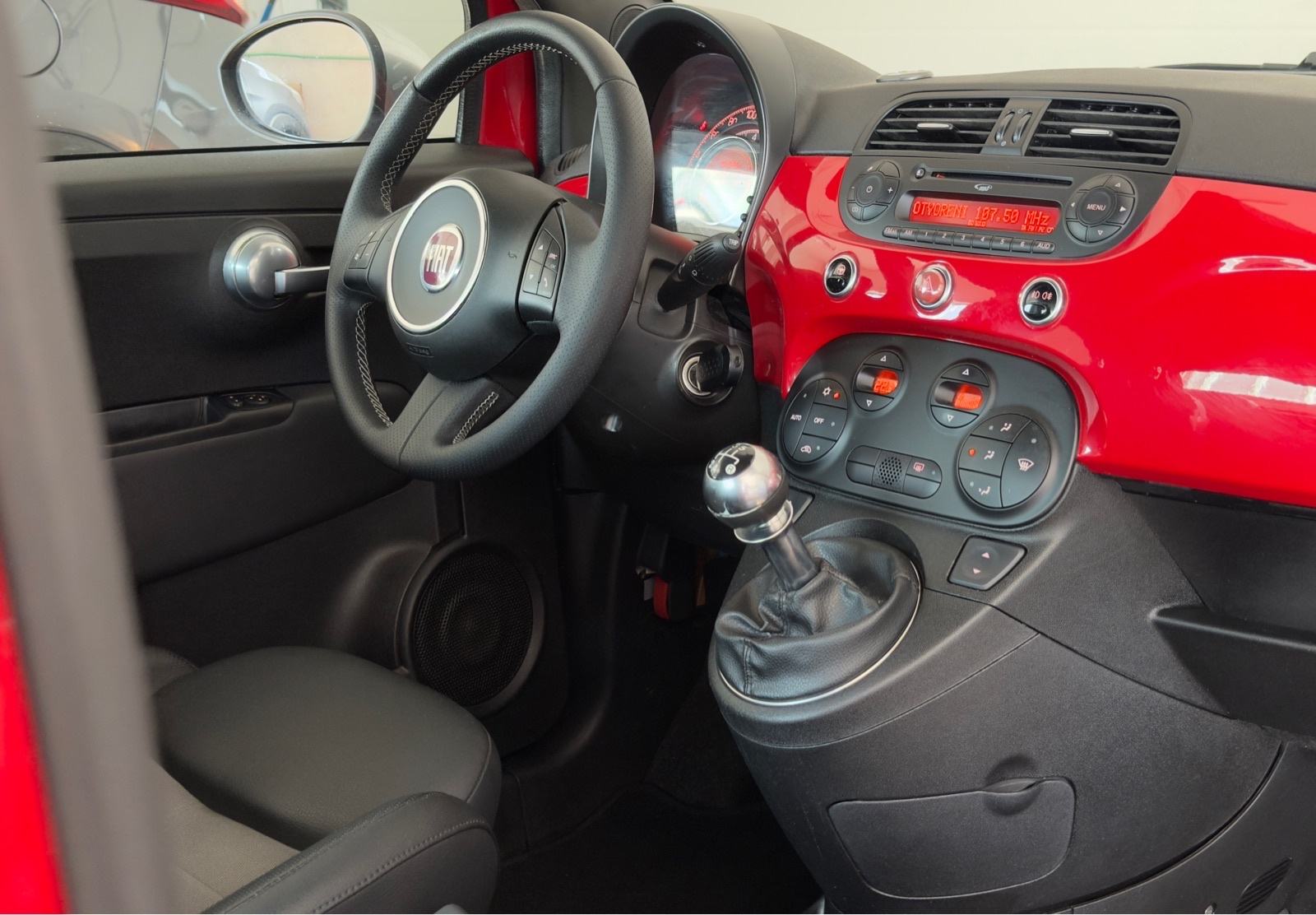 Fiat 500 Lounge 1,2 8V | ALU | Koža | TOP stanje!, fotografija 10