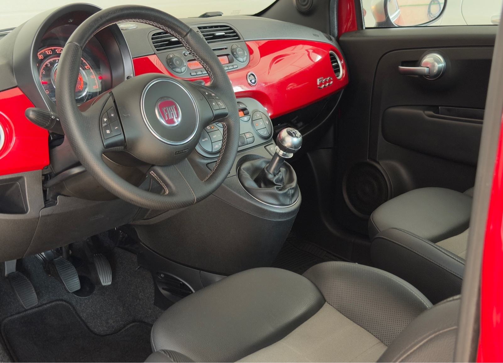 Fiat 500 Lounge 1,2 8V | ALU | Koža | TOP stanje!, fotografija 9