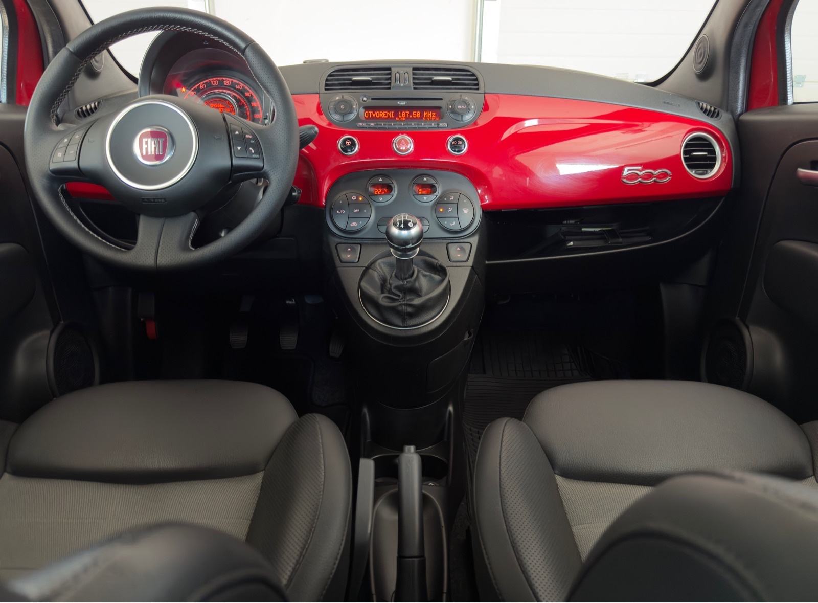 Fiat 500 Lounge 1,2 8V | ALU | Koža | TOP stanje!, fotografija 12