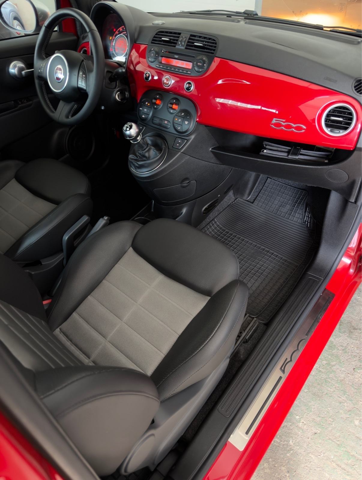 Fiat 500 Lounge 1,2 8V | ALU | Koža | TOP stanje!, fotografija 16