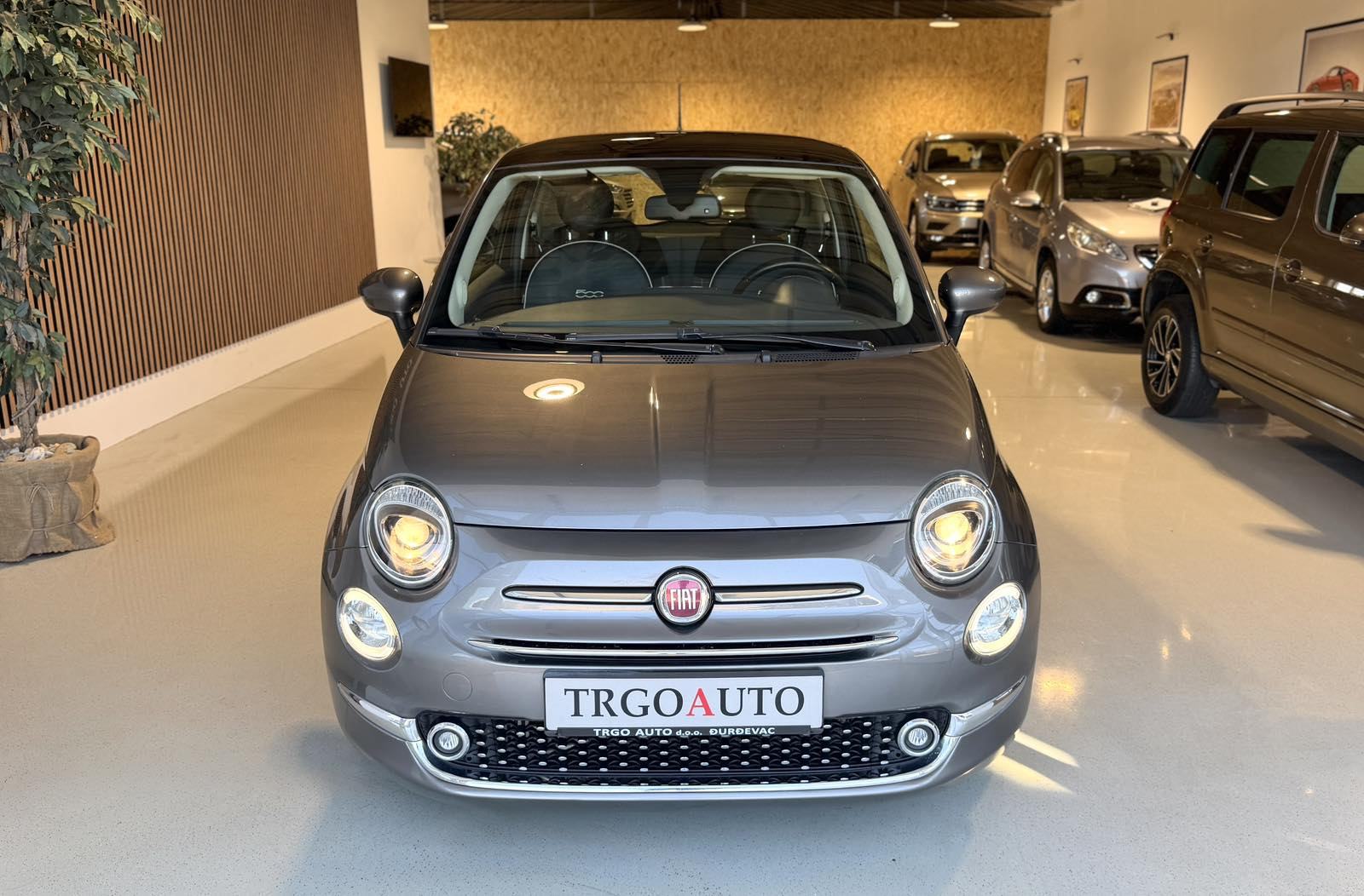 Fiat 500 2018.G. *PANORAMA - TEMPOMAT - ALU - 12 MJ JAMSTVO*, fotografija 2