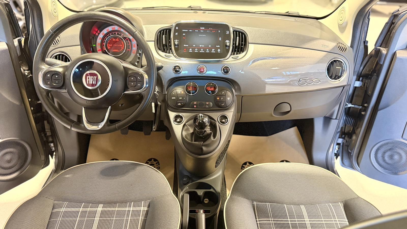 Fiat 500 2018.G. *PANORAMA - TEMPOMAT - ALU - 12 MJ JAMSTVO*, fotografija 13