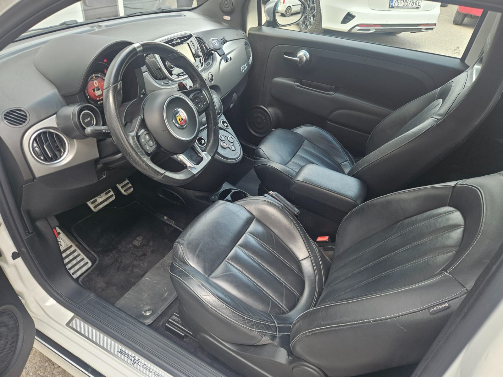 Fiat 500C,CABRIO, ABARTH,595,180 KS,83000 km,ODLIČNO STANJE!, fotografija 7