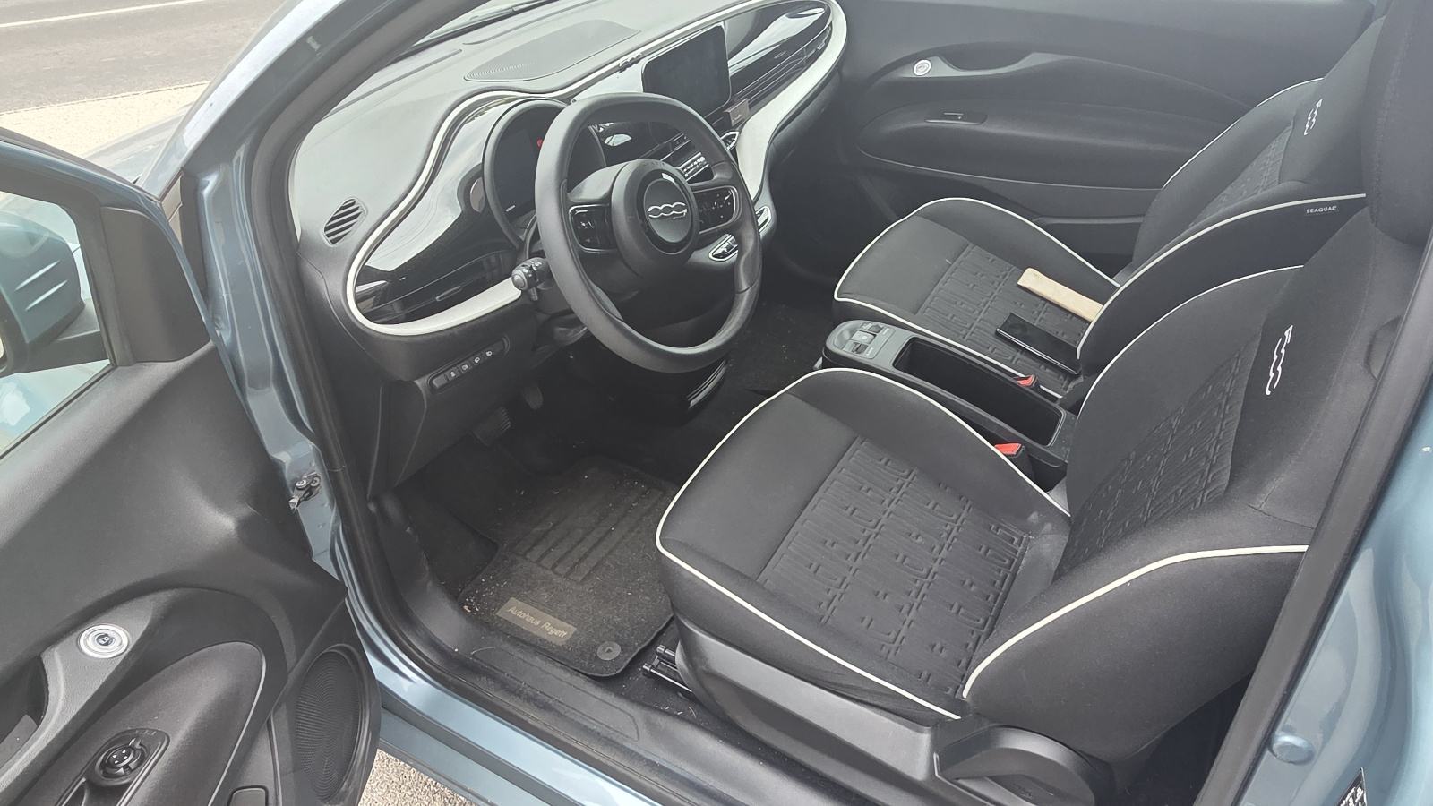 Fiat 500e 70 kW, fotografija 8