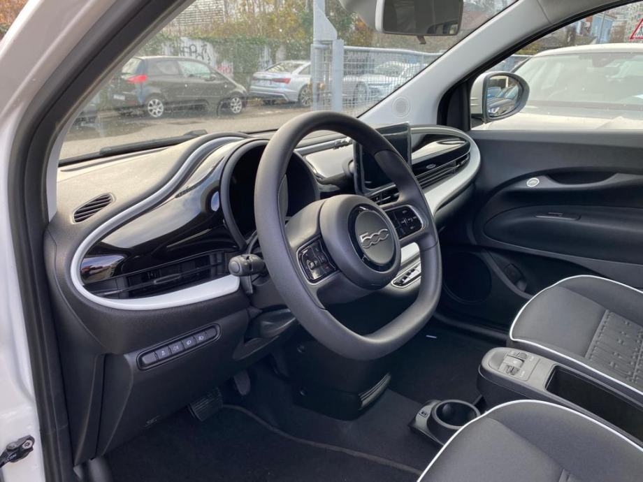 Fiat 500e ELECTRIC AUTOMATIK, NOVO VOZILO, 4X GARANCIJA!!!, fotografija 17