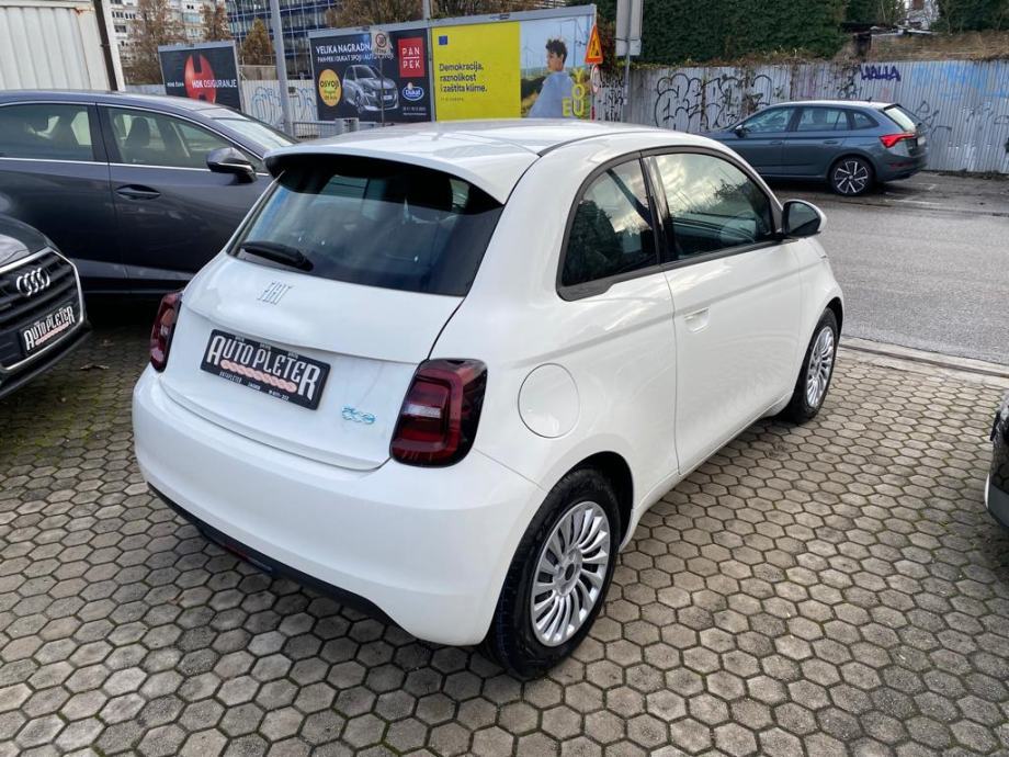 Fiat 500e ELECTRIC AUTOMATIK, NOVO VOZILO, 4X GARANCIJA!!!, fotografija 5