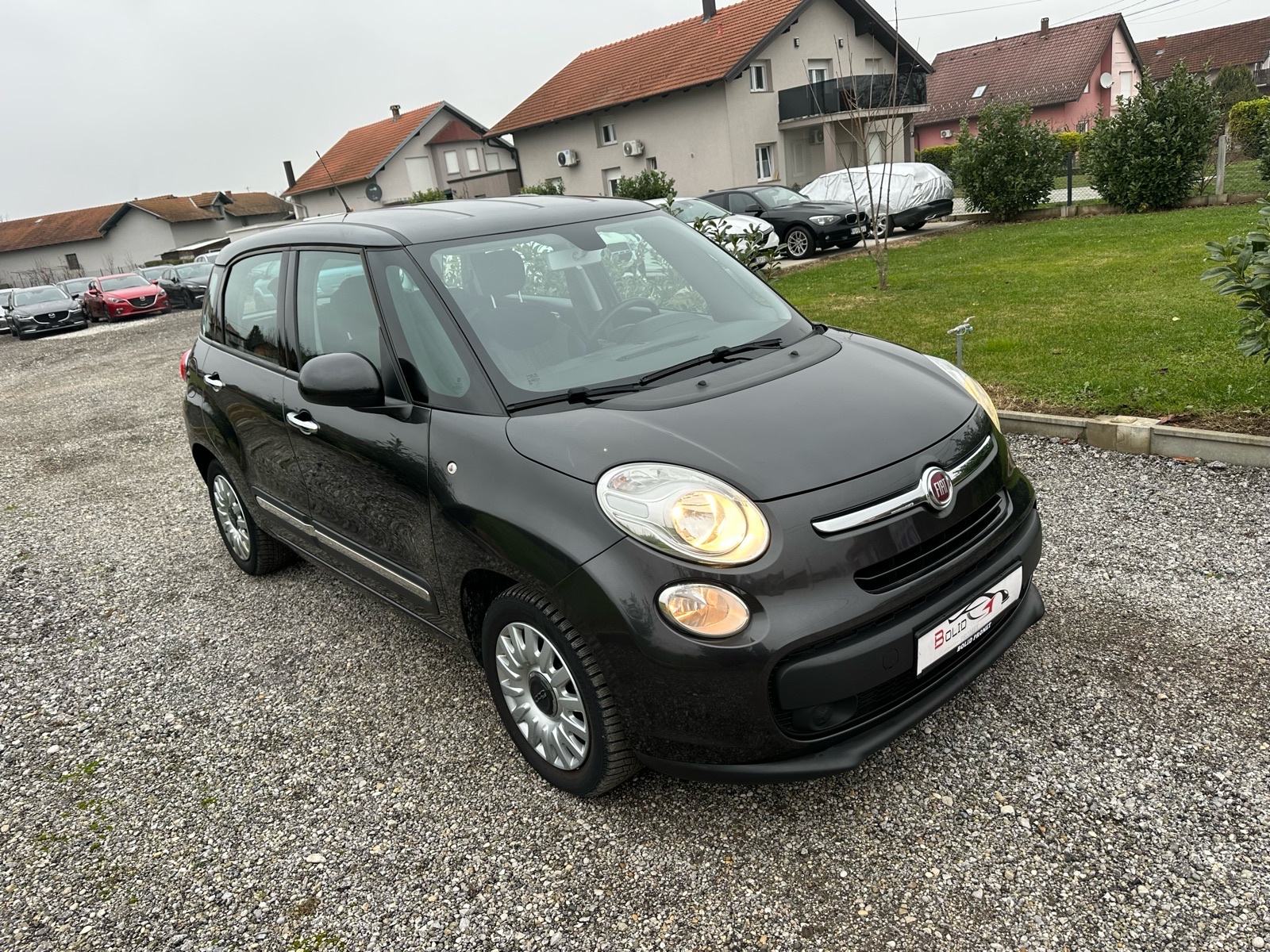 Fiat 500L 0,9 Pop, pogled izvana - slika 1