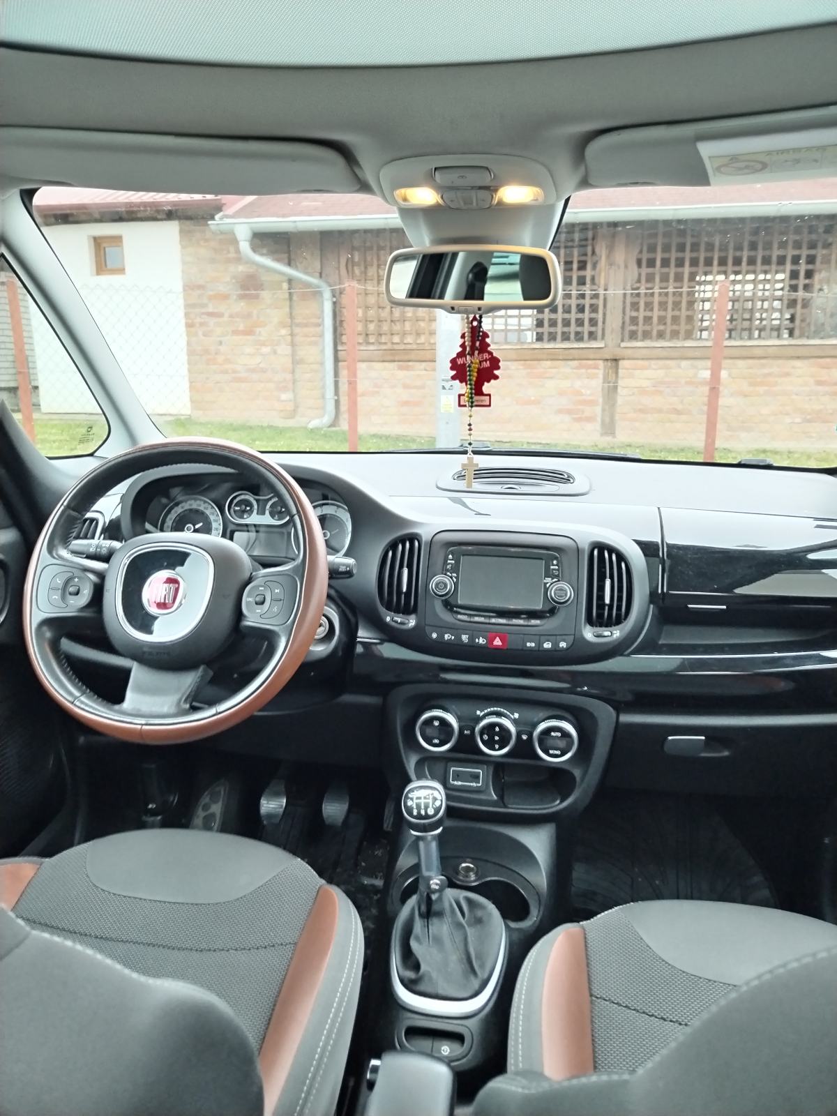 Fiat 500L 1,3 Multijet, fotografija 2