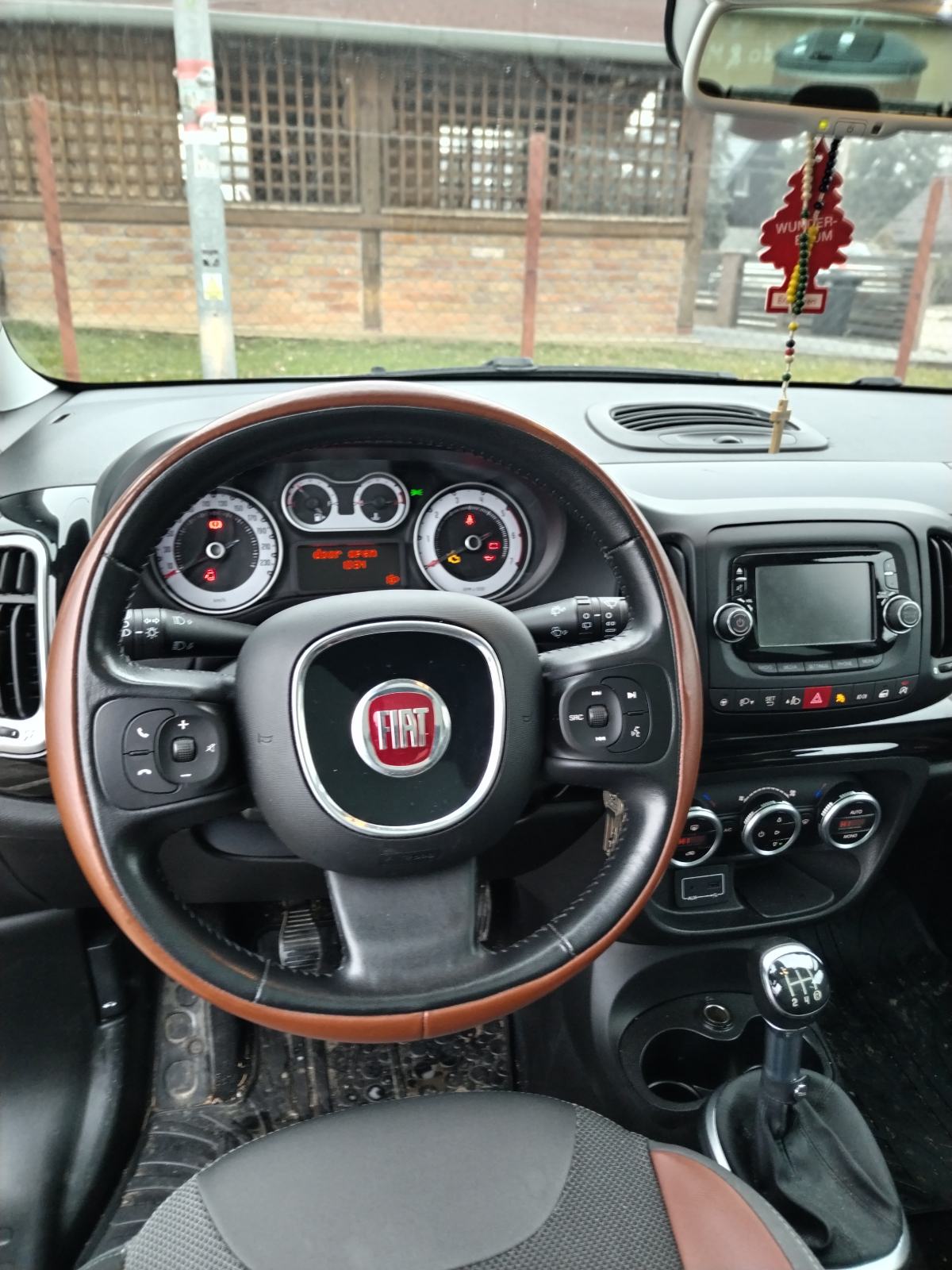 Fiat 500L 1,3 Multijet, fotografija 8