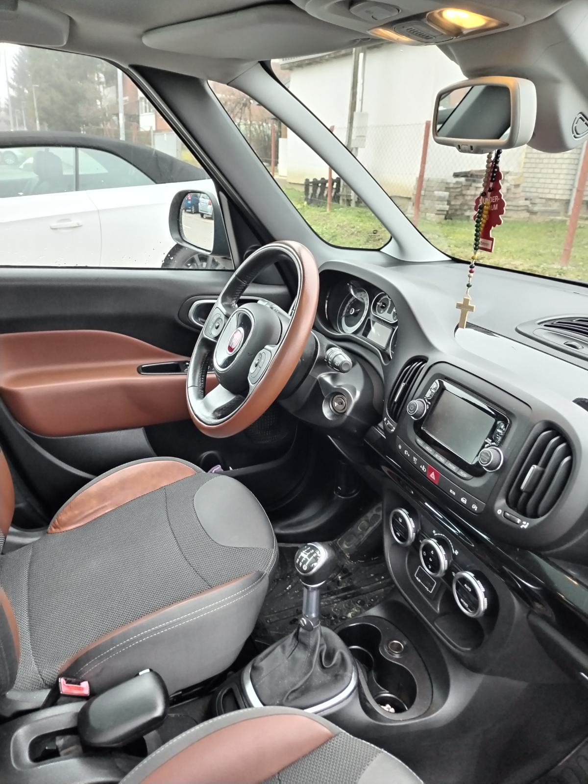 Fiat 500L 1,3 Multijet, fotografija 9