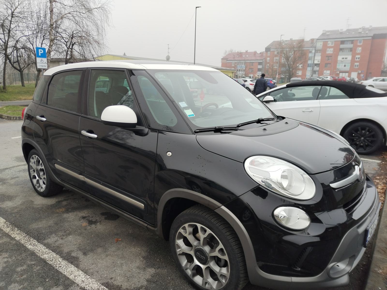 Fiat 500L 1,3 Multijet, fotografija 15