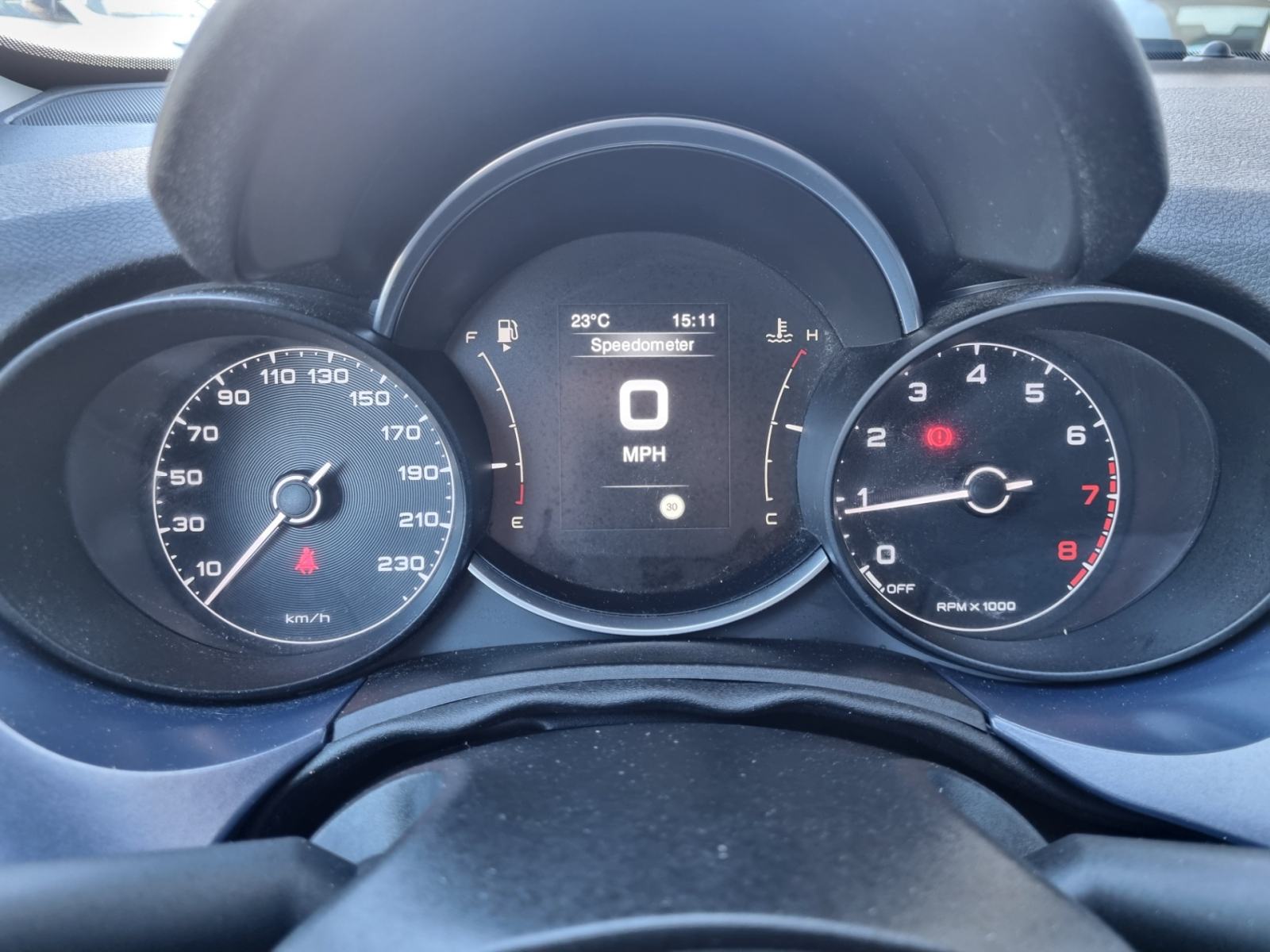 Fiat 500X 1.0 URBAN - ODLIČNO OHRANJEN - ZNANA ZGODOVINA, fotografija 14