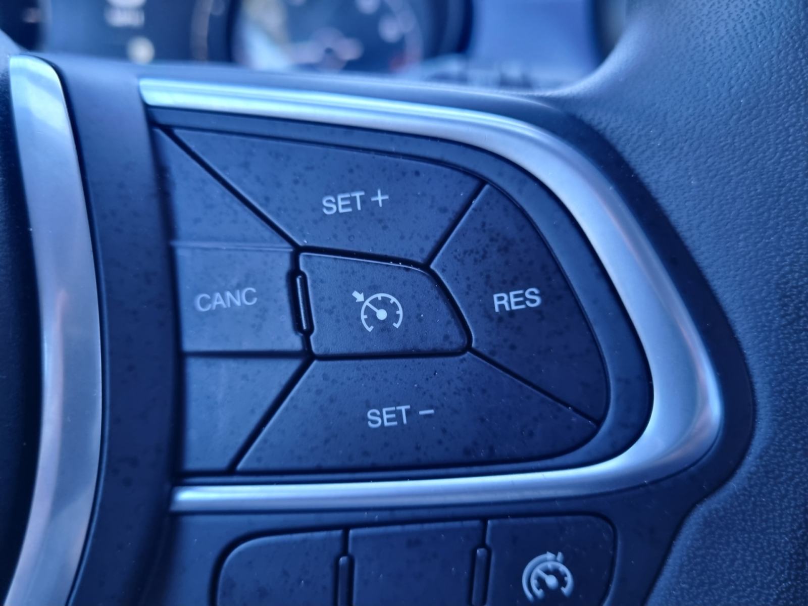 Fiat 500X 1.0 URBAN - ODLIČNO OHRANJEN - ZNANA ZGODOVINA, fotografija 16