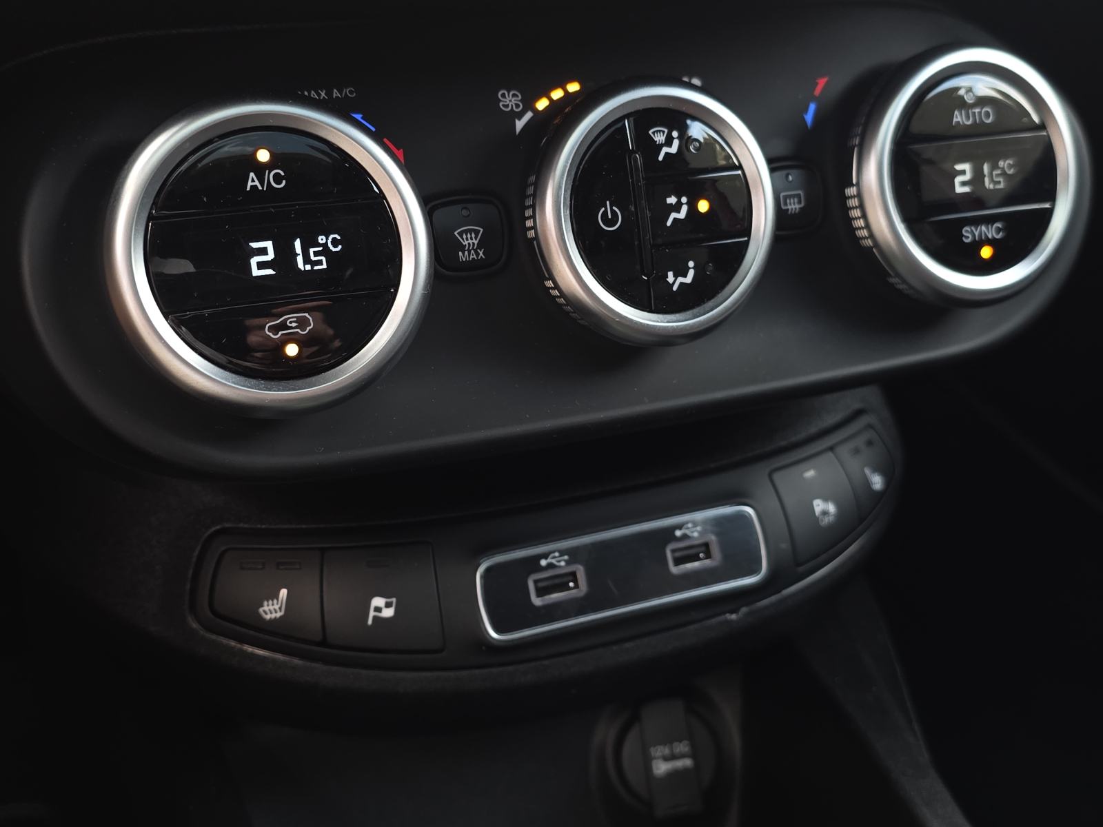 Fiat 500X SPORT FireFly TURBO ,AUTOMATIK,PANO,LED,NAVI,KAMERA,VIRTULA, fotografija 19
