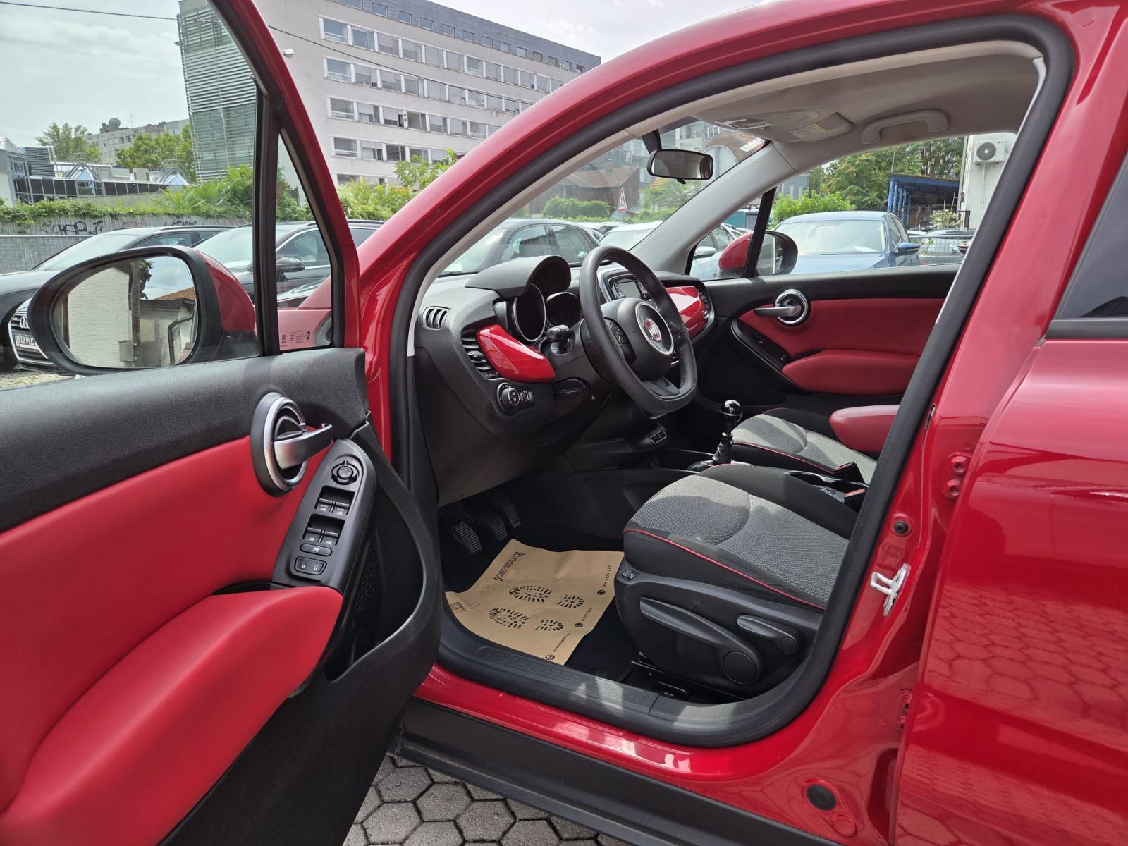 Fiat 500X 1,6 MultiJet, fotografija 11