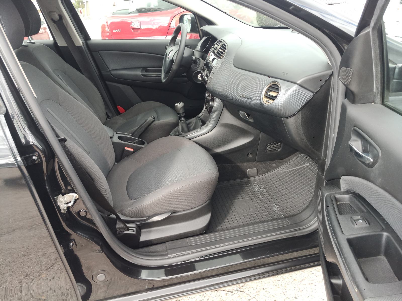 Fiat Bravo 1,4 16V 133.000km. REG do 7/27, fotografija 14