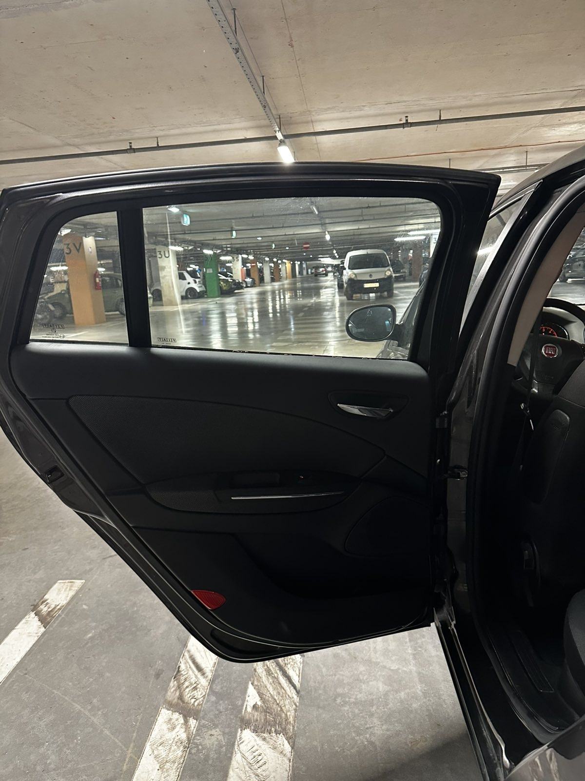 Fiat Bravo 1,6 JTD, fotografija 9