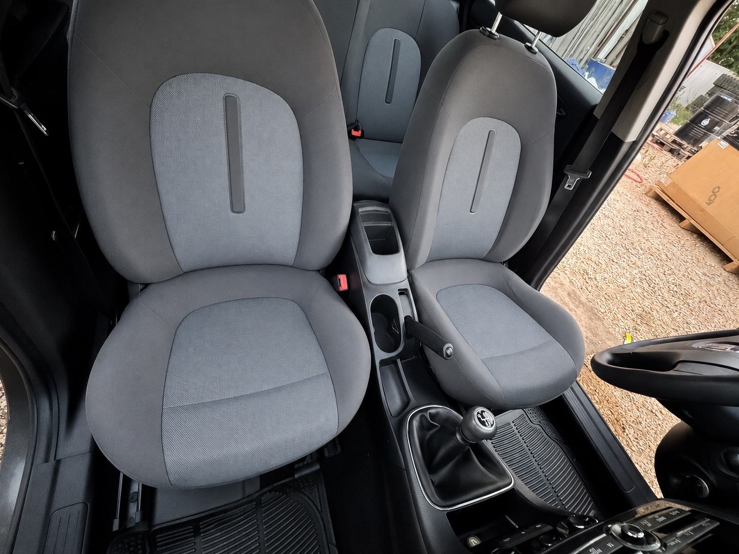 Fiat Bravo 1,9 JTD u dobrom stanj, fotografija 7