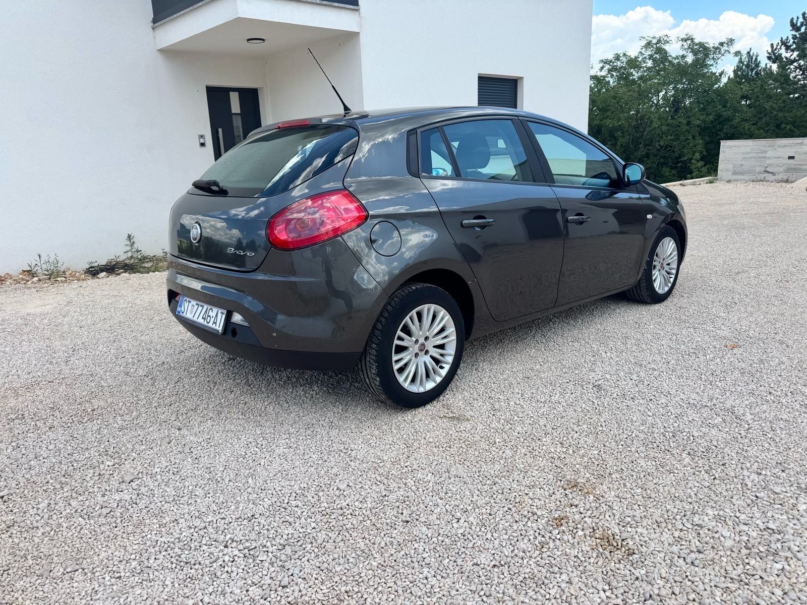 Fiat Bravo 1,9 JTD u dobrom stanj, fotografija 4