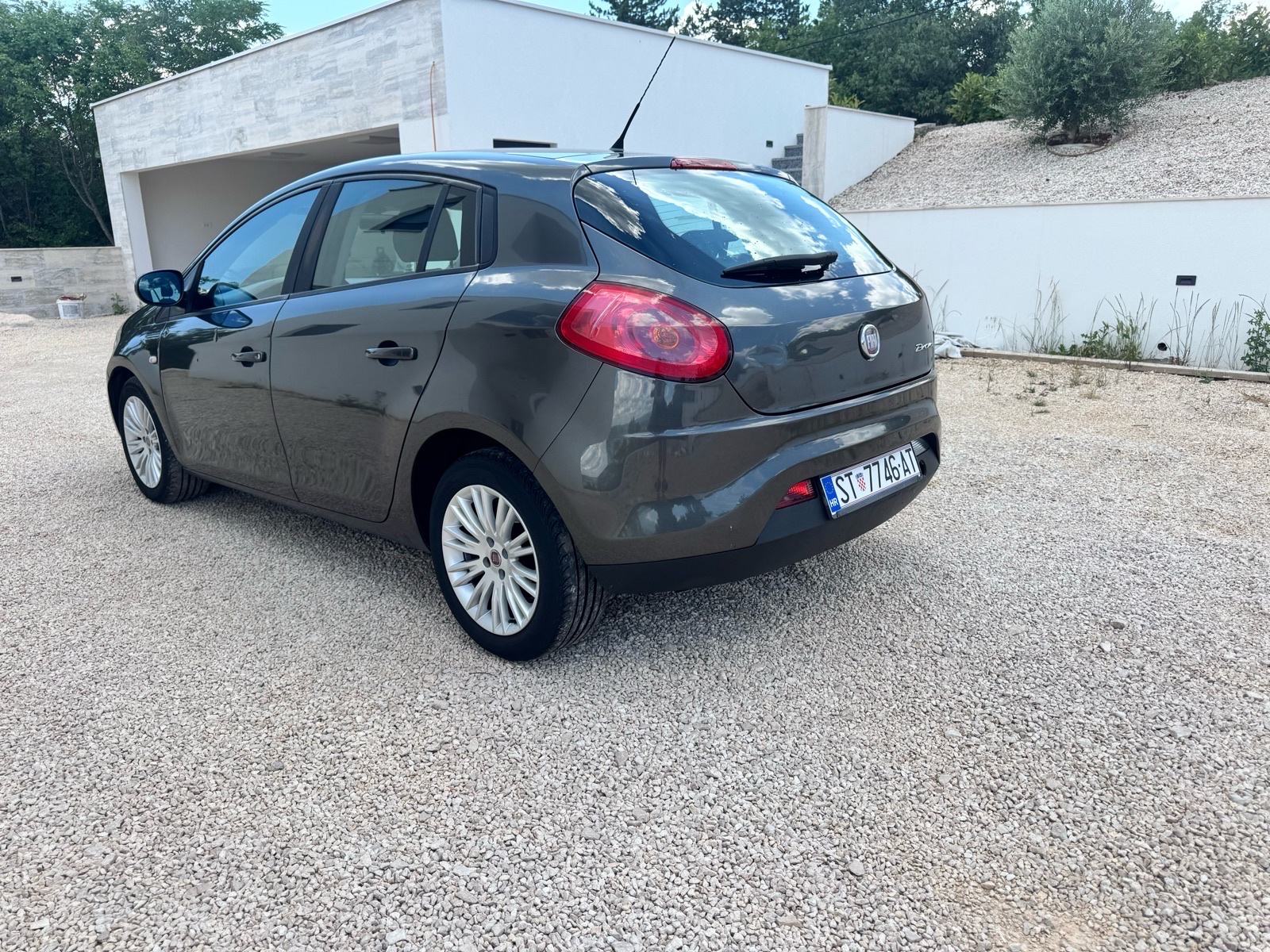 Fiat Bravo 1,9 JTD u dobrom stanj, fotografija 5