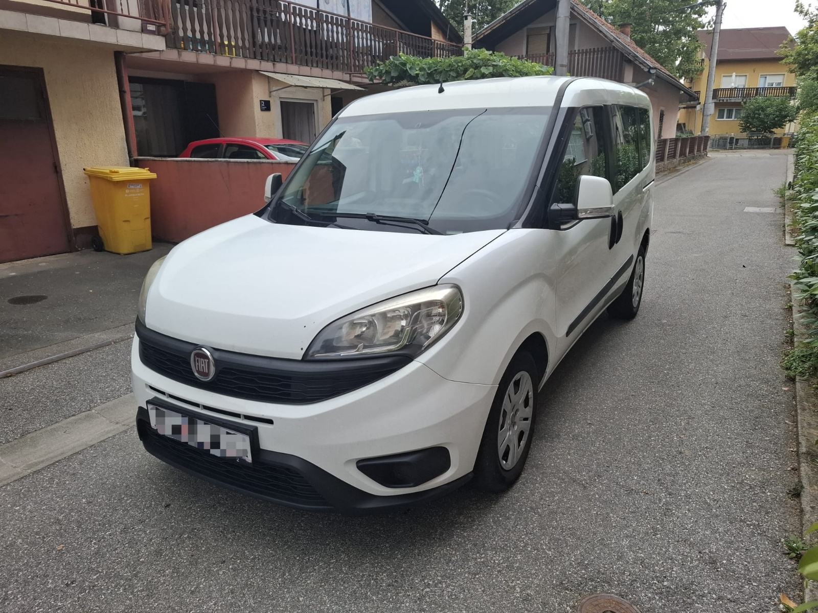 Fiat Doblo 1.3 JTD PUTNIČKI 5 SJEDALA! 2016.g. NIJE UVOZ! SERVISNA!, fotografija 1