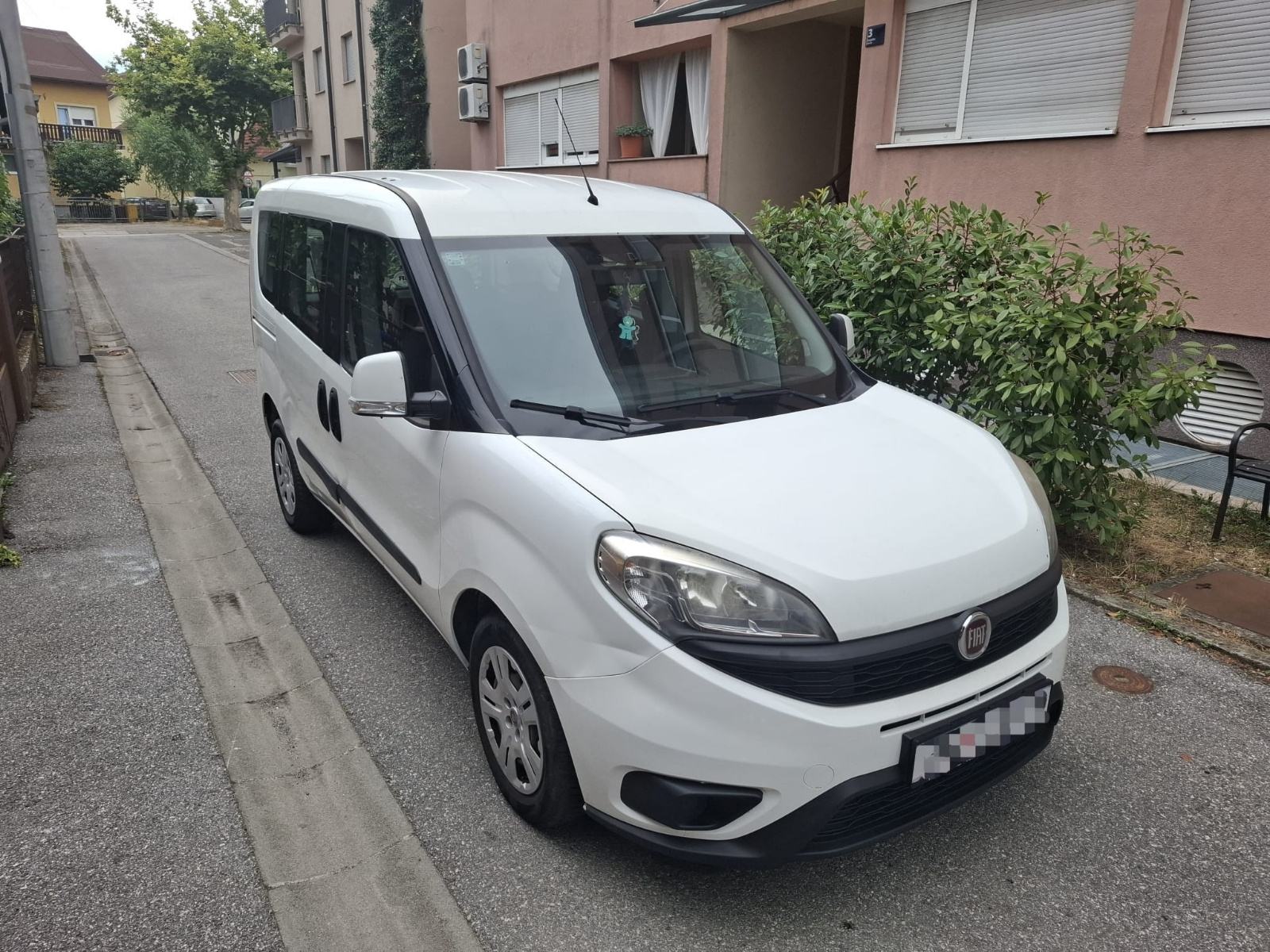 Fiat Doblo 1.3 JTD PUTNIČKI 5 SJEDALA! 2016.g. NIJE UVOZ! SERVISNA!, fotografija 3