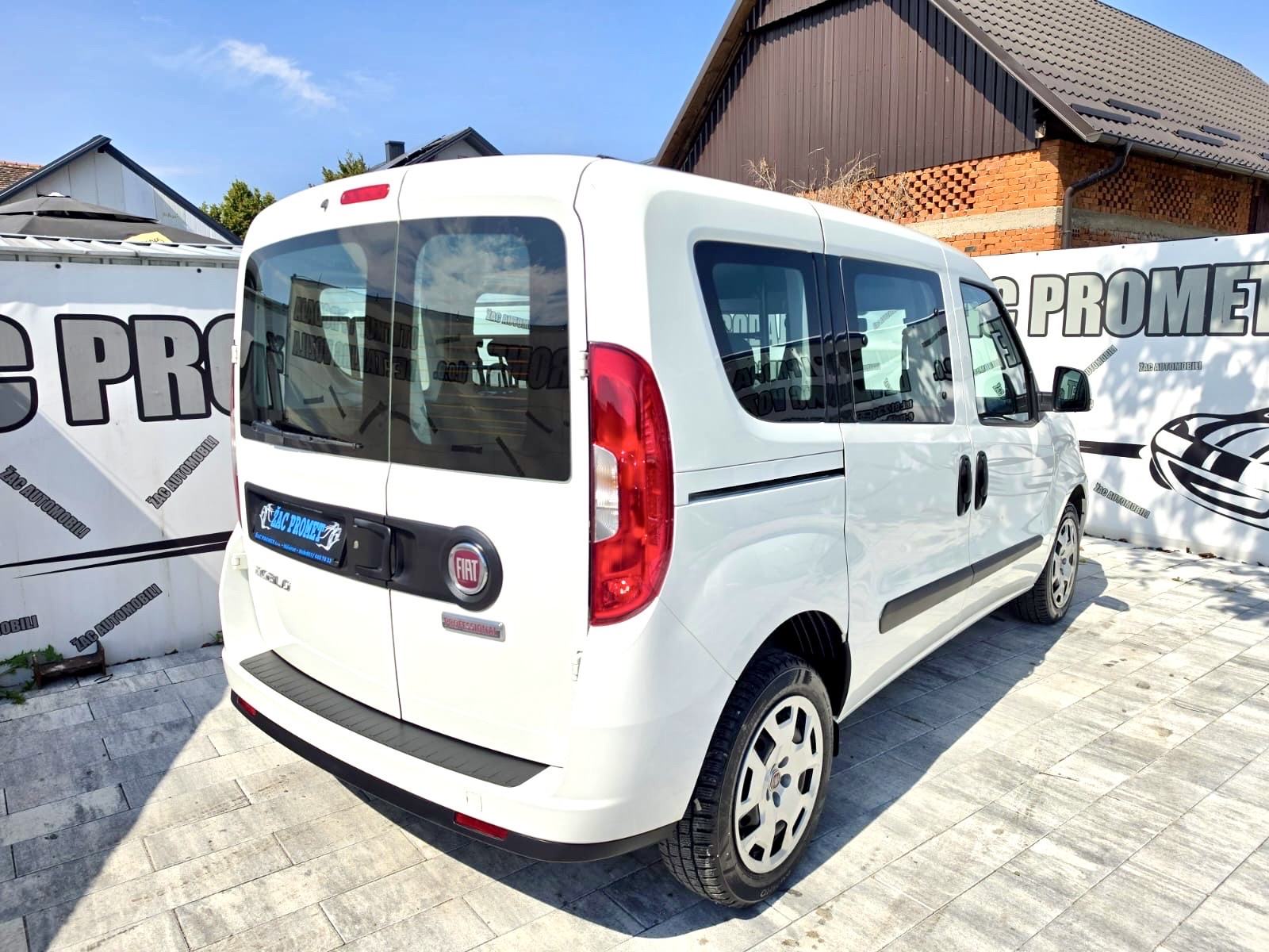 Fiat Doblo 1.6 MJET = SAMO 48 TKM= N1- 5 SJEDALA =NOV NOV, fotografija 9