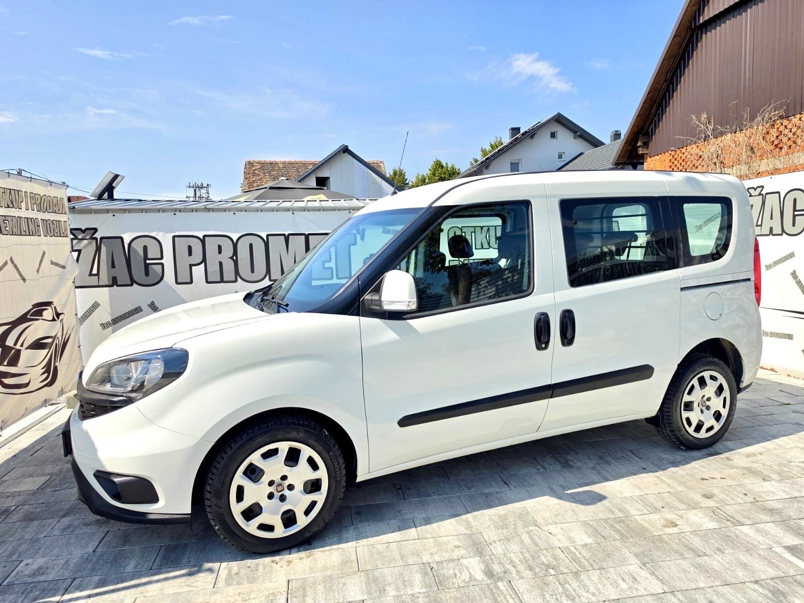 Fiat Doblo 1.6 MJET = SAMO 48 TKM= N1- 5 SJEDALA =NOV NOV, fotografija 19