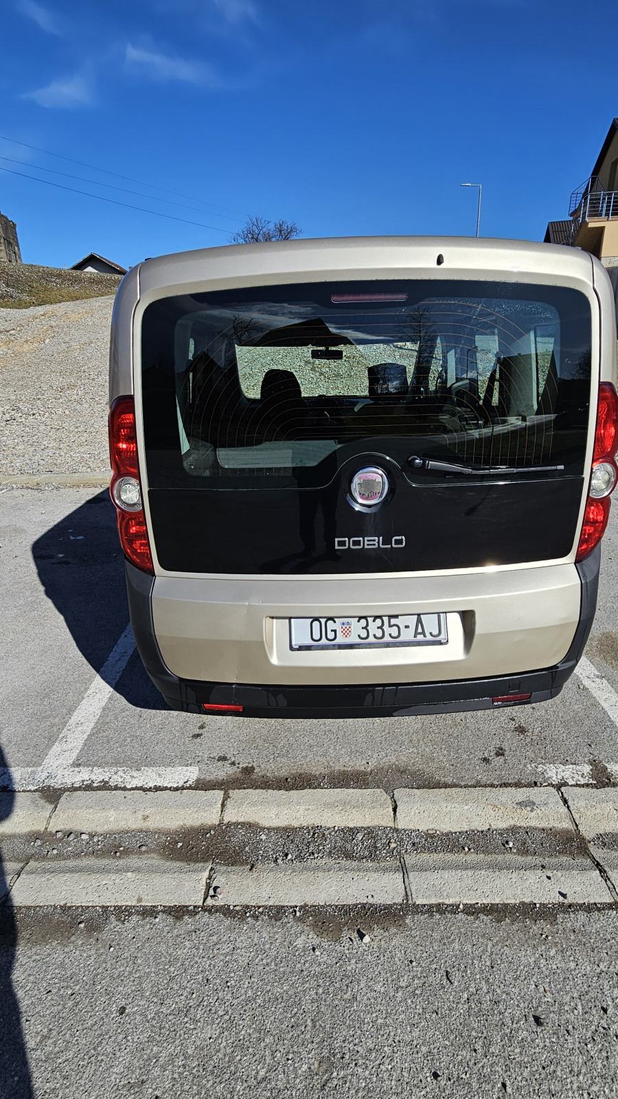 Fiat Doblo 1,6 Multijet 16V, Rabljeno u dobrom stanju - prvi vlasnik, fotografija 5