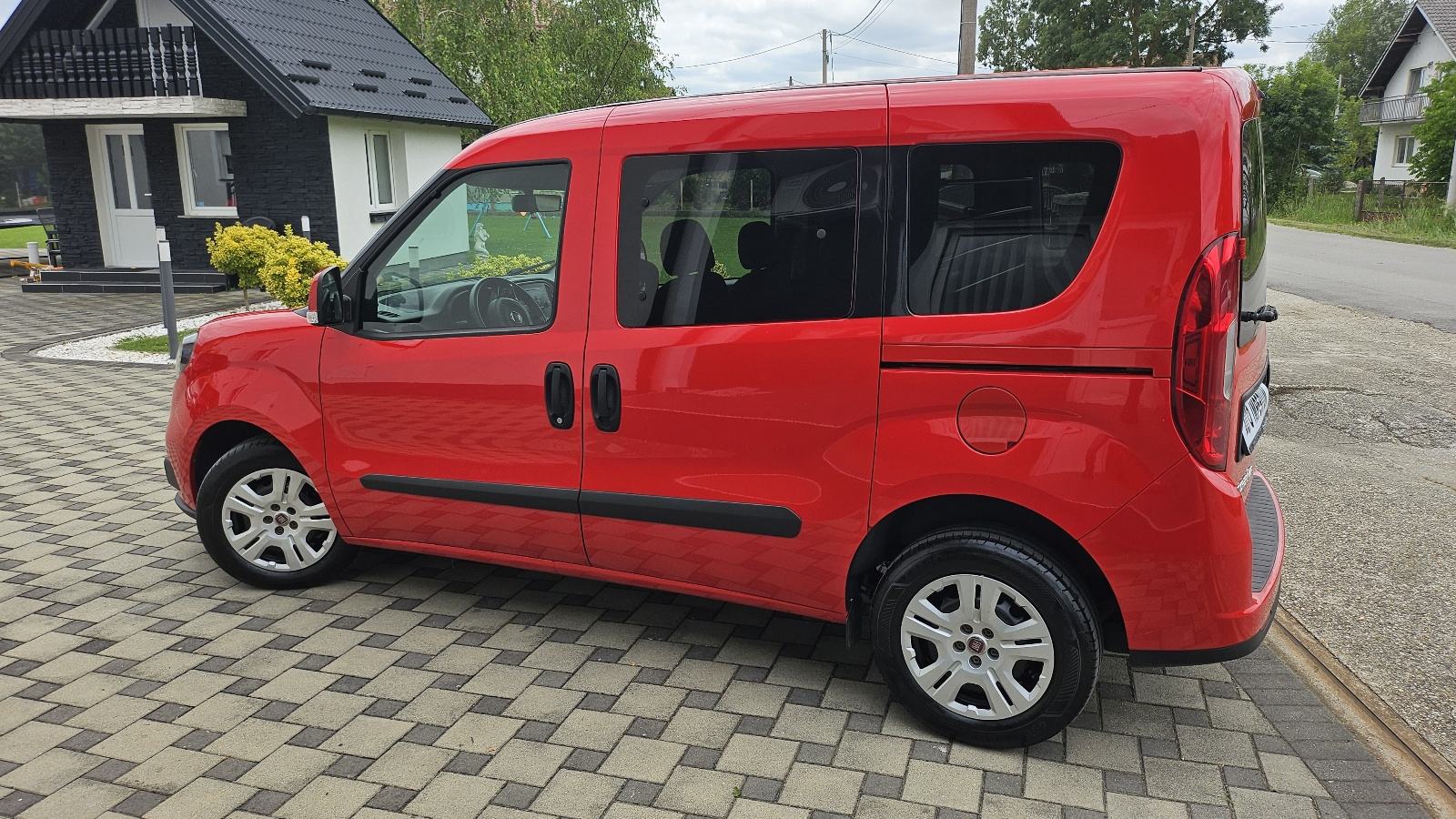 Fiat Doblo 1.6 MULTIJET - N1,5 SJEDALA - 1.VLASNIK -, fotografija 3